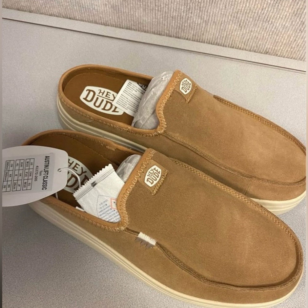 New Hey Dude Women’s Tan Slip-On Shoes